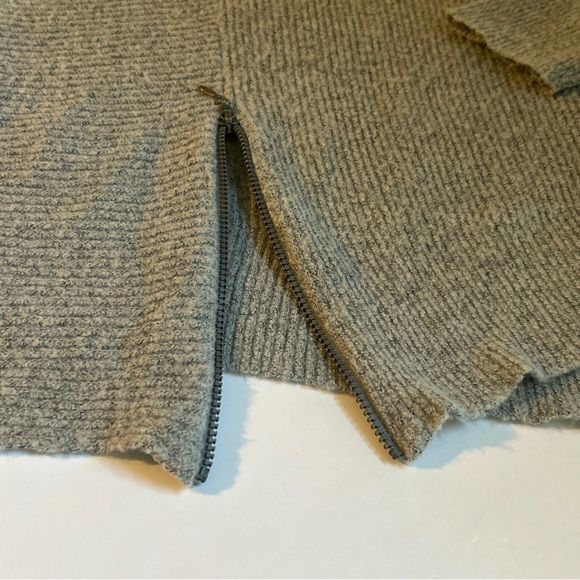 Faded Glory Gray Turtleneck Sweater Asymmetrical Size Large - Picture 11 of 11